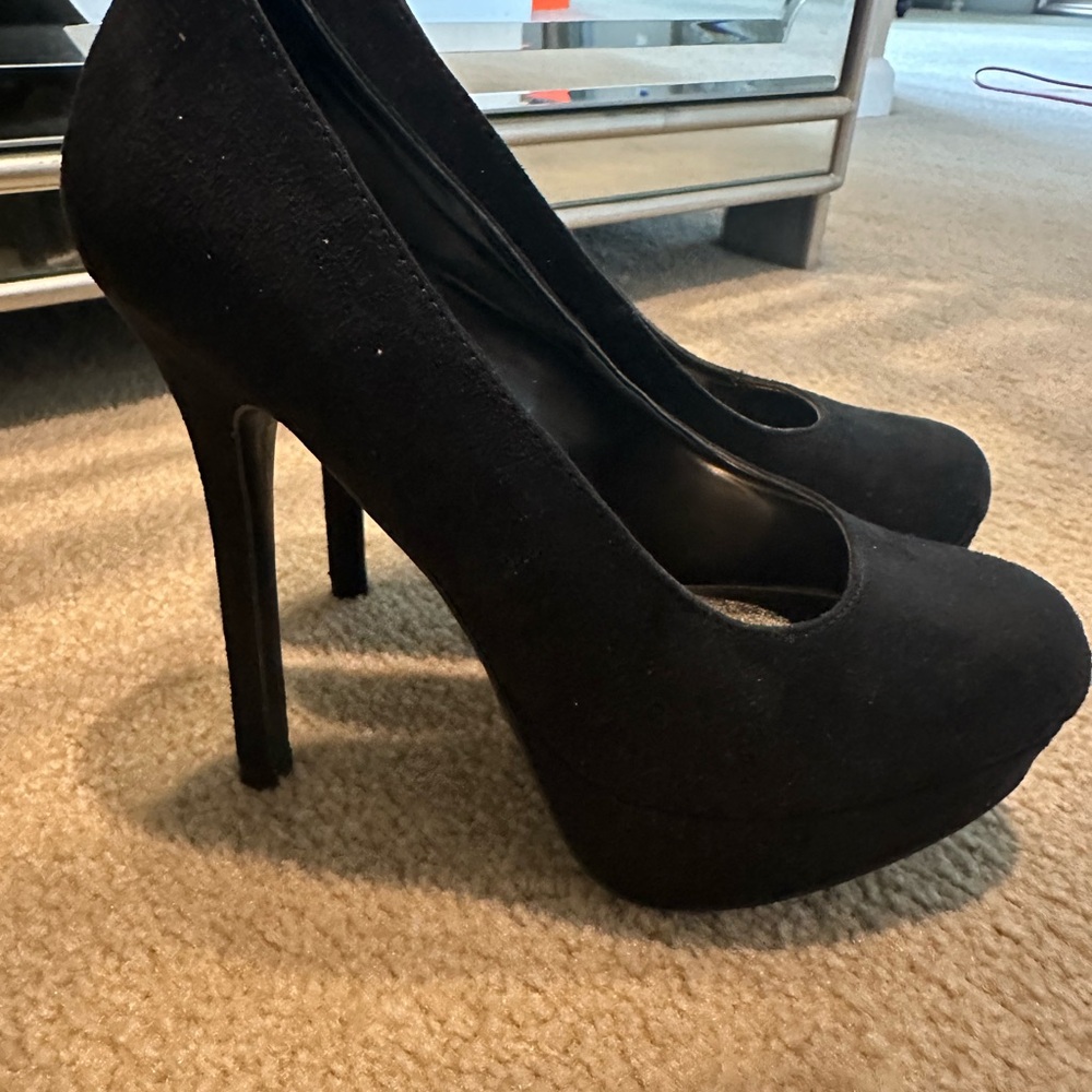 Brash Classic Black Ultra High Platform Heels